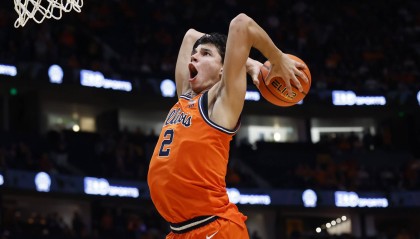 华体会体育官方皇马的赞助商-NBA退选截止，伊利诺伊领跑新赛季前25